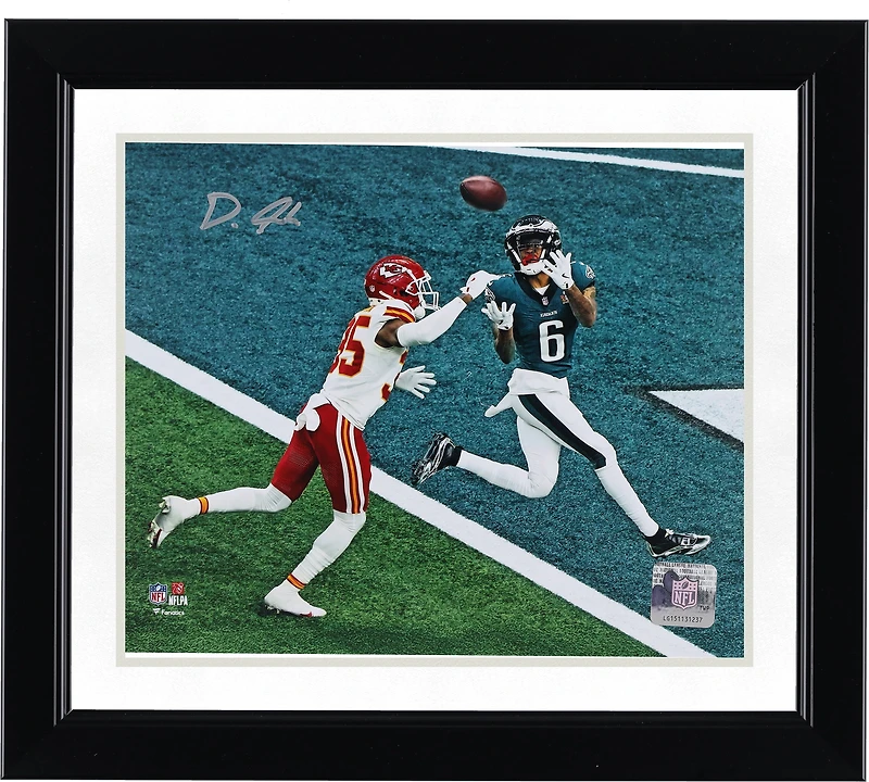 Photo dédicacée de DeVonta Smith (Eagles de Philadelphie) lors de son touchdown au Super Bowl LIX (20 x 25 cm).
