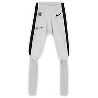 Pantalon blanc numéro 6 autographié par DeVonta Smith des Philadelphia Eagles pour la saison 2022 de la NFL