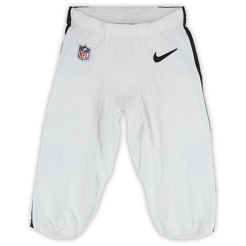 Pantalon blanc Nike porté par DeVonta Smith (Philadelphia Eagles) lors du match contre les 49ers de San Francisco le 11 janvier 2026 (tour de repêchage NFC).