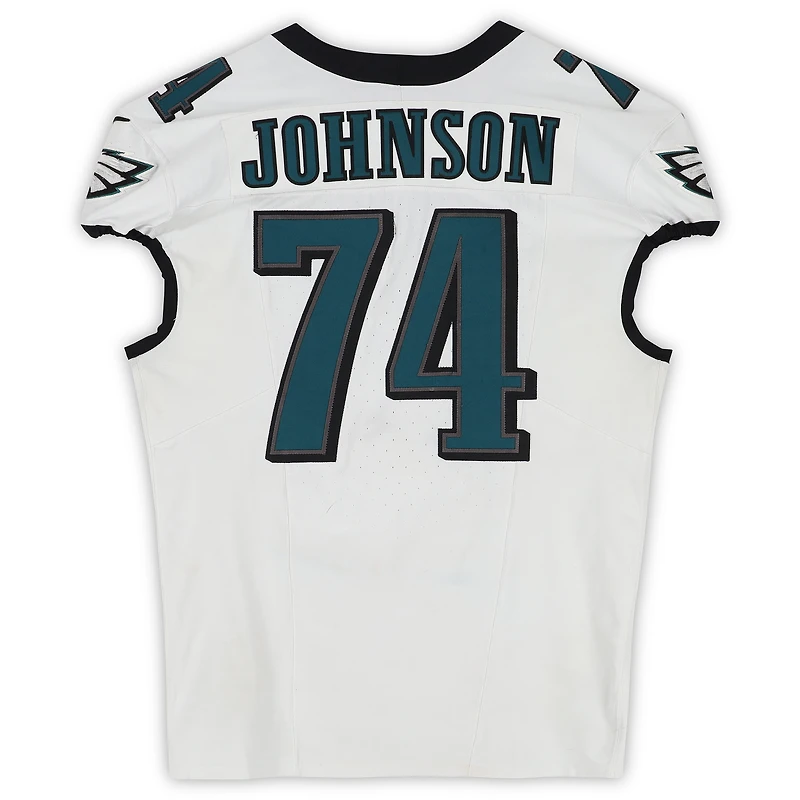 Maillot blanc n° 74 porté par Fred Johnson (Philadelphia Eagles) lors du match contre les Los Angeles Chargers le 8 décembre 2025