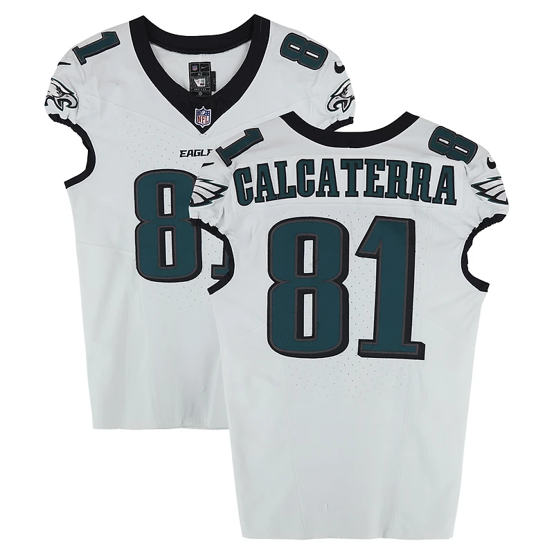Maillot blanc Nike n° 81 porté par Grant Calcaterra, des Eagles de Philadelphie, lors de plusieurs matchs de la saison NFL 2024.