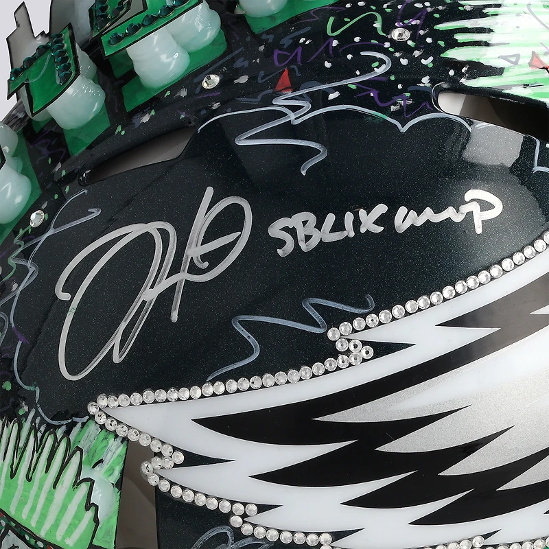 Casque Riddell Speed ​​Authentic des Eagles de Philadelphie, autographié par Jalen Hurts, avec logo des champions du Super Bowl LIX et inscription « SB LIX MVP » - Illustration de Charles Fazzino - WM55916232