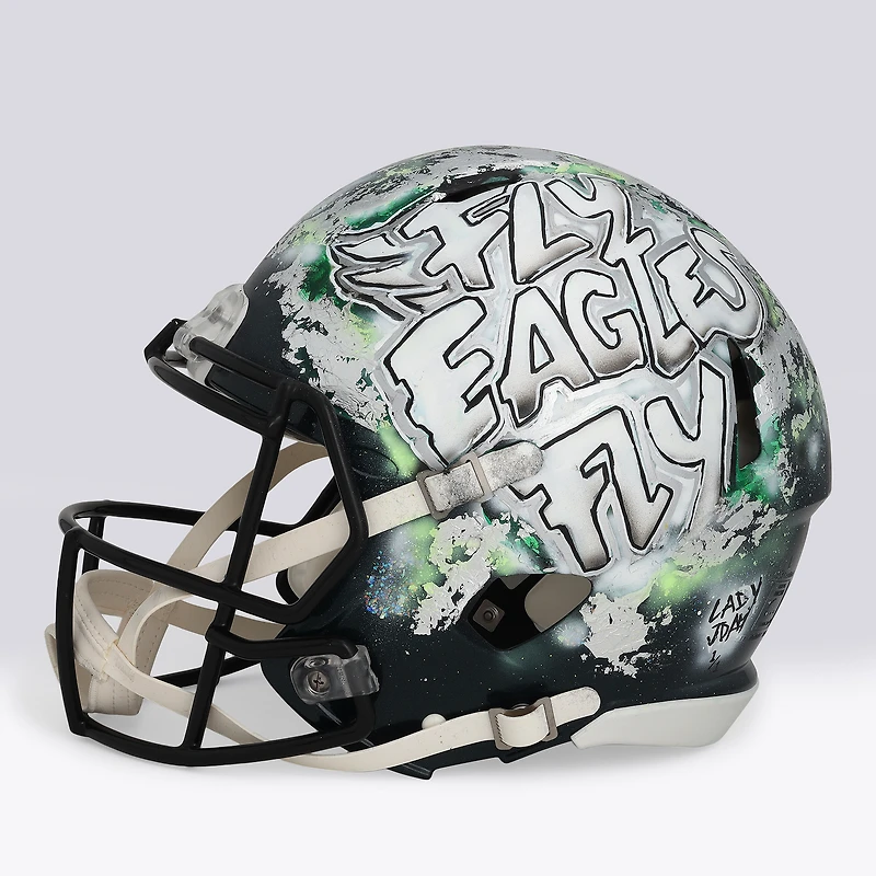 Casque Speed ​​Authentic autographié par Jalen Hurts des Eagles de Philadelphie - Illustration de Lady JDay - Édition limitée n° 1/1 - HH98516501