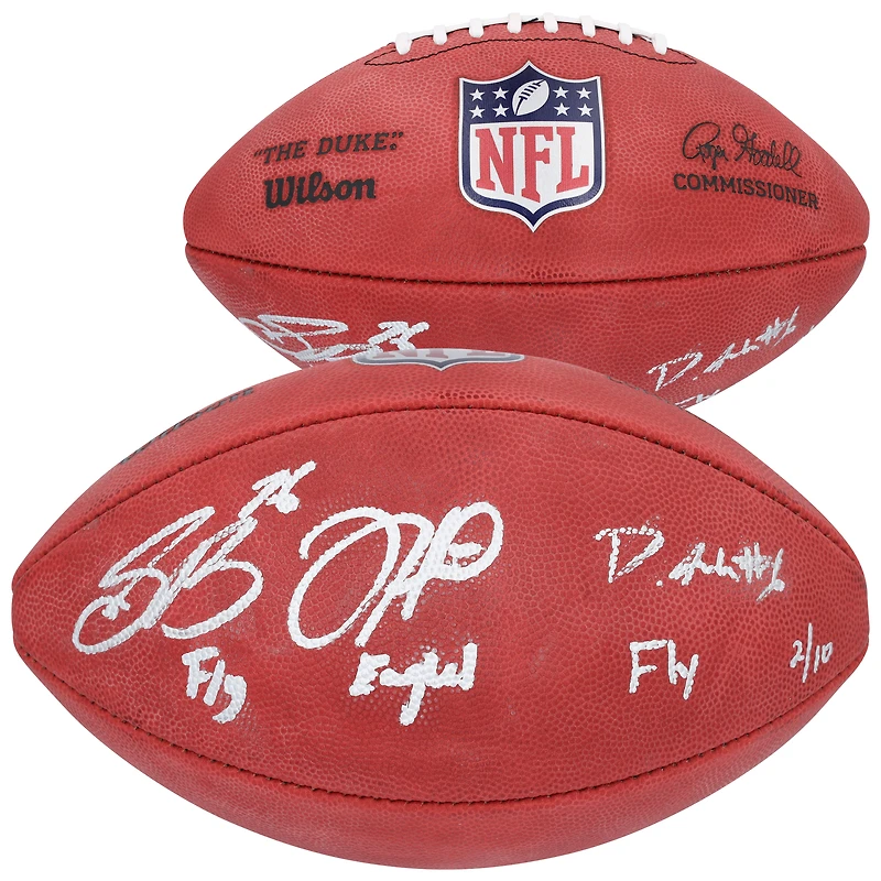 Ballon de football Duke en couleur autographié par Jalen Hurts, Saquon Barkley et Devonta Smith des Philadelphia Eagles avec l'inscription « Fly Eagles Fly » - Édition limitée à 10 exemplaires