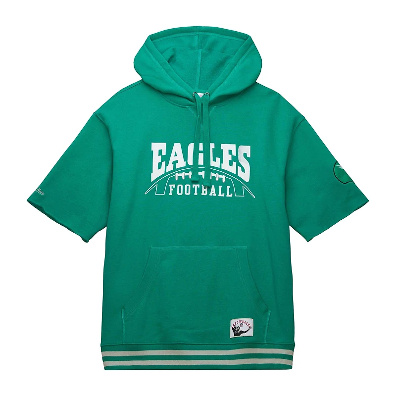 Sweat à capuche manches courtes d'avant-match Kelly Green de Mitchell & Ness pour homme des Philadelphia Eagles