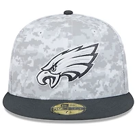 Casquette ajustée 59FIFTY New Era Arctic Camo/Graphite Philadelphia Eagles 2024 Salute To Service pour homme
