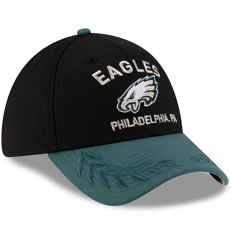 Casquette New Era 39THIRTY Flex noire/verte nuit pour homme, Philadelphia Eagles, draft NFL 2025