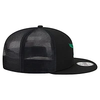 Men's New Era Black Philadelphia Eagles Core Team 9FIFTY Trucker Snapback Hat