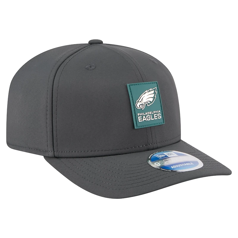 Casquette ajustable New Era 9SEVENTY pour homme, couleur anthracite, Philadelphia Eagles 2025, idéale pour les temps froids.
