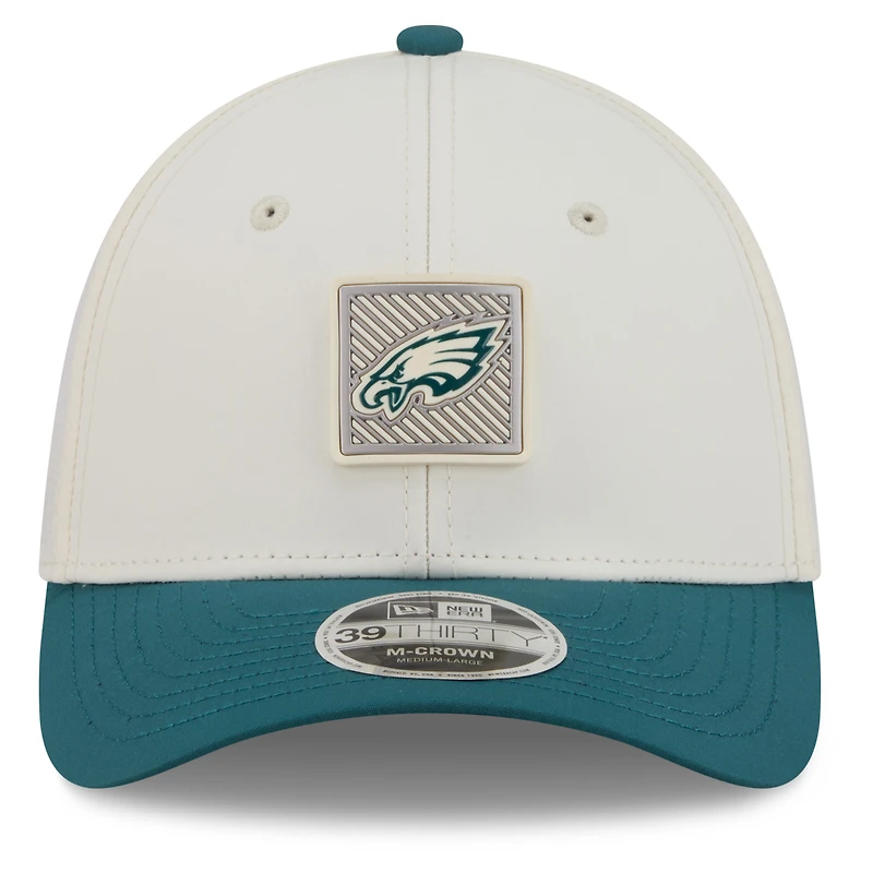 Men's New Era Cream/Midnight Green Philadelphia Eagles 2026 NFL Training Camp 39THIRTY M-Crown Flex Hat