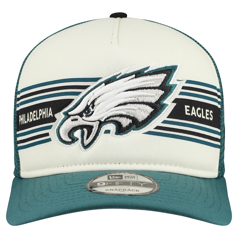 Casquette snapback New Era 9FIFTY Trucker pour homme, couleur crème/vert nuit, avec bannière des Eagles de Philadelphie