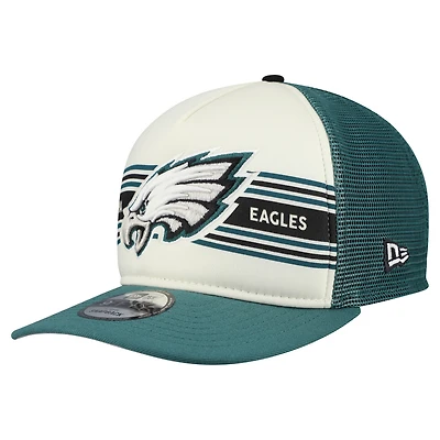 Casquette snapback New Era 9FIFTY Trucker pour homme, couleur crème/vert nuit, avec bannière des Eagles de Philadelphie