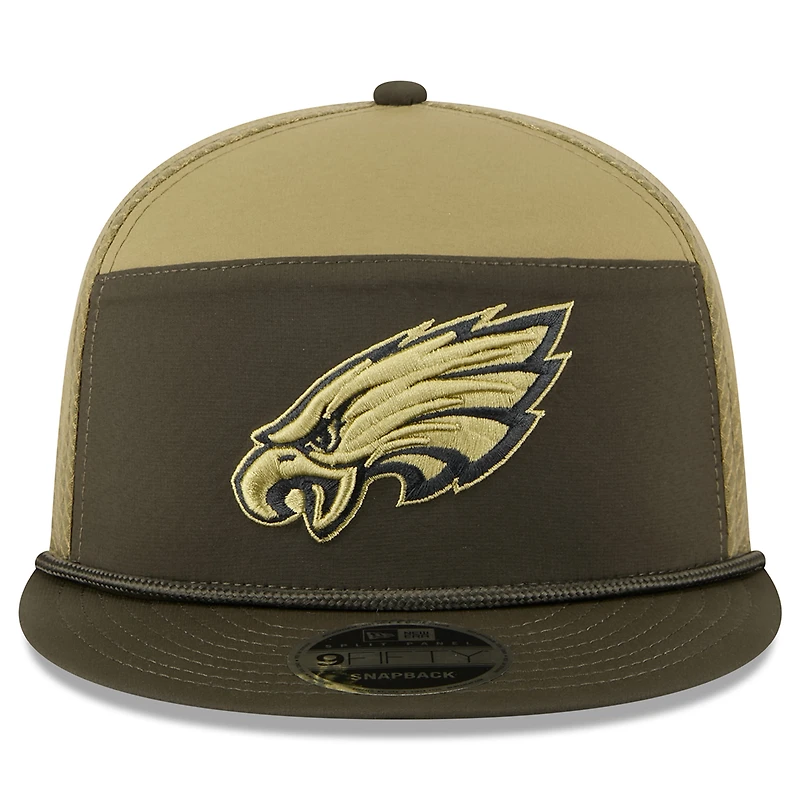 Casquette snapback 9FIFTY à panneau fendu New Era vert foncé pour homme, motif Philadelphia Eagles 2025 Salute to Service