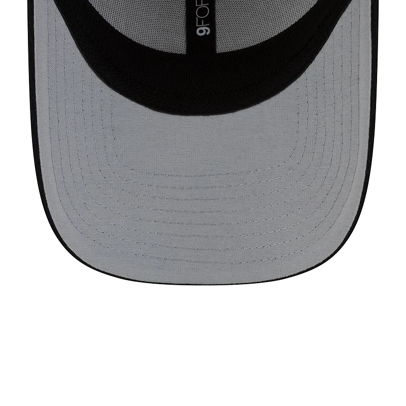 Men's New Era Gray/Black Philadelphia Eagles 2025 NFC East Division Champions Locker Room Trophy Collection 9FORTY Adjustable Hat