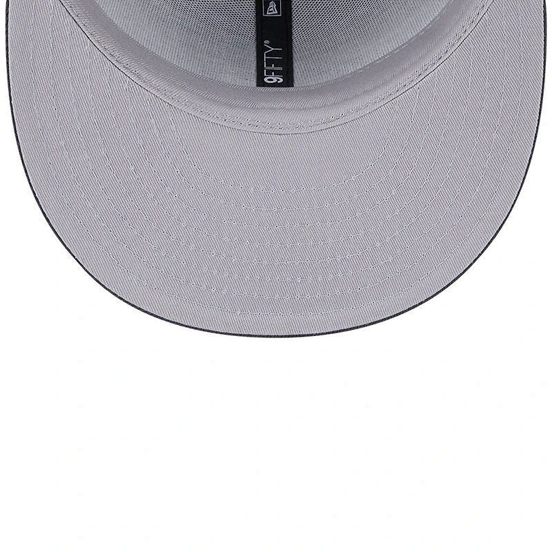 Men's New Era Gray Philadelphia Eagles 2024 Sideline Statement 9FIFTY Snapback Hat