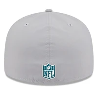 Casquette ajustée New Era grise Philadelphia Eagles 2025 Sideline 59FIFTY pour homme