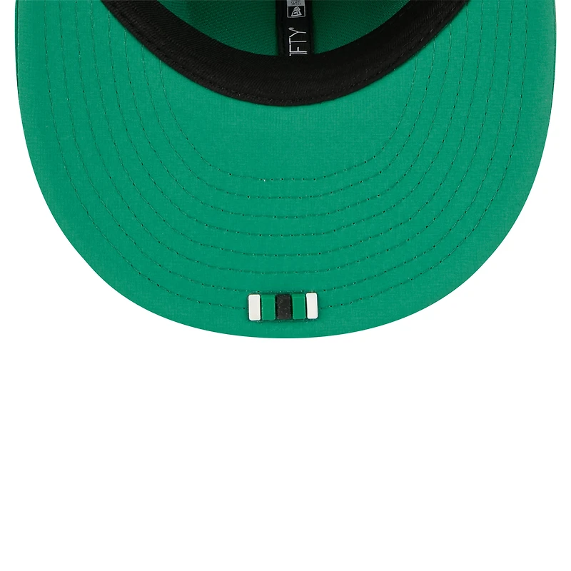 Casquette ajustée 59FIFTY New Era Kelly Green Philadelphia Eagles 2025 Sideline Throwback pour homme