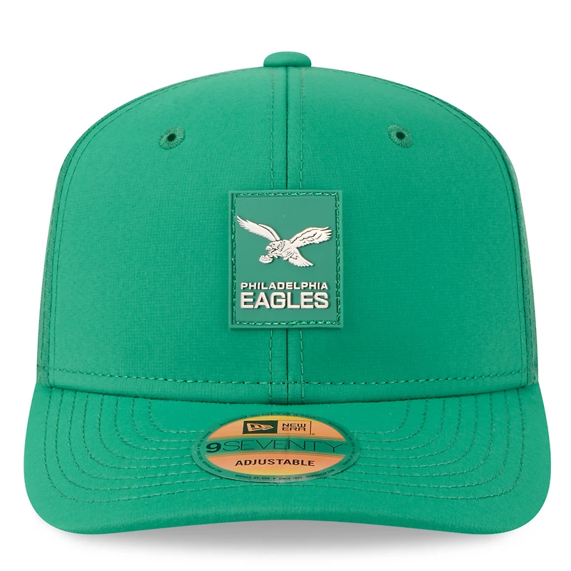 Casquette ajustable New Era 9SEVENTY Trucker vert Kelly pour homme, Philadelphia Eagles 2025 Sideline Throwback