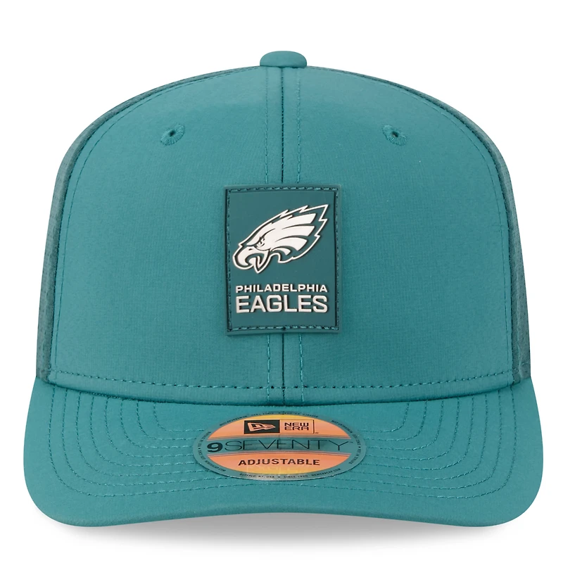Casquette ajustable 9SEVENTY Sideline 2025 des Philadelphia Eagles de New Era pour homme, vert nuit