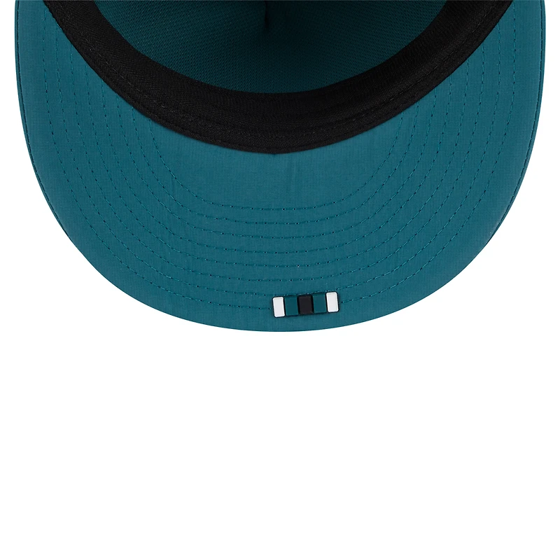 Casquette ajustée New Era 59FIFTY pour homme, vert nuit, Philadelphia Eagles 2025 Sideline Retro Crown