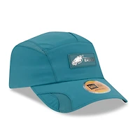 Casquette ajustable Sideline Runner 2025 pour homme New Era, vert nuit, Philadelphia Eagles