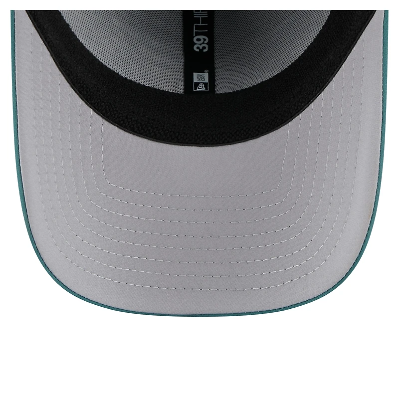 Men's New Era Midnight Green Philadelphia Eagles Perforated 39THIRTY Flex Hat