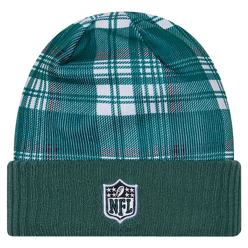 Bonnet en tricot à revers avec logo Philadelphia Eagles Sideline Statement pour homme New Era, vert nuit