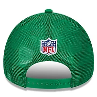 Men's New Era Stone/Kelly Green Philadelphia Eagles 2024 NFL Sideline Historic 9FORTY A-Frame Trucker Adjustable Hat
