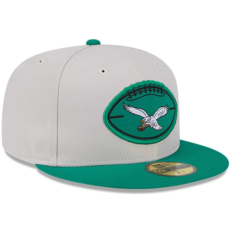 Casquette ajustée 59FIFTY pour homme New Era Stone/Kelly Green Philadelphia Eagles 2024 Sideline Historic