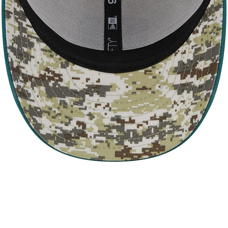 Casquette ajustée 59FIFTY Low Profile 59FIFTY des Philadelphia Eagles 2023 Salute To Service New Era pour hommes