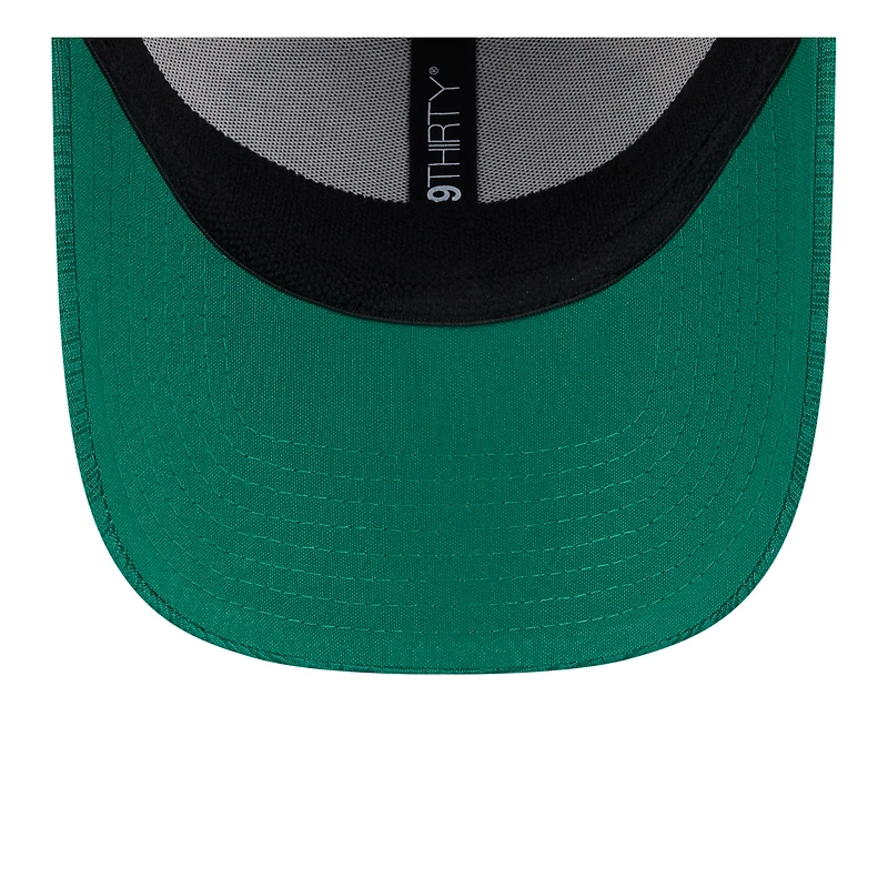Men's New Era Stone/Midnight Green Philadelphia Eagles 2024 Sideline Historic 39THIRTY Flex Hat