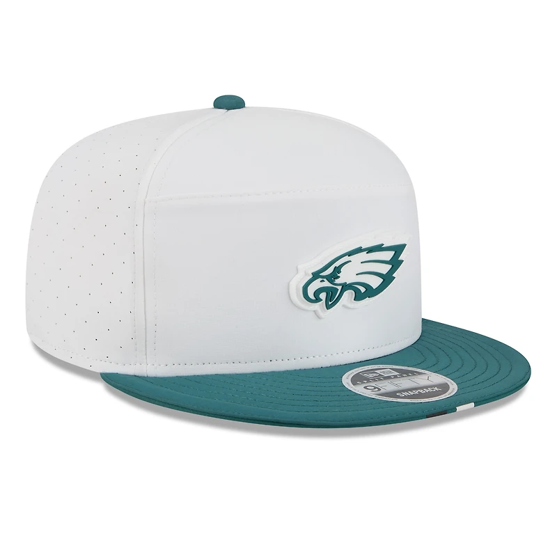 Casquette snapback 9FIFTY à panneaux divisés New Era pour homme, blanc/vert nuit, Philadelphia Eagles, camp d'entraînement NFL 2025