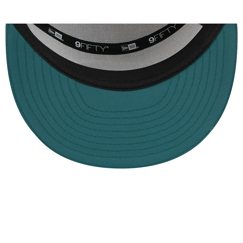 Casquette snapback 9FIFTY à panneaux divisés New Era pour homme, blanc/vert nuit, Philadelphia Eagles, camp d'entraînement NFL 2025