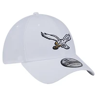 Men's New Era White Philadelphia Eagles Throwback 39THIRTY Flex Hat