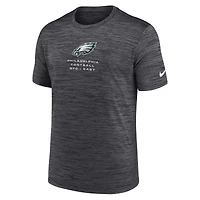 T-shirt Nike Dri-FIT Velocity Ball Carrier vert nuit pour homme des Eagles de Philadelphie