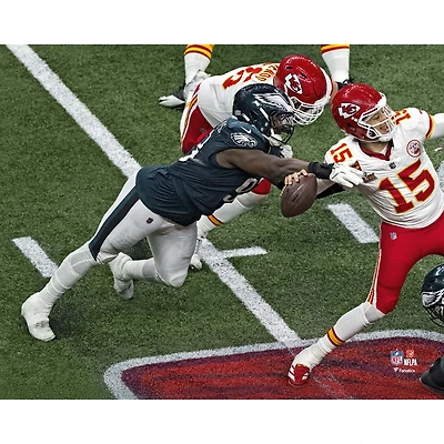 Milton Williams Philadelphia Eagles Unsigned Super Bowl LIX Sack vs. Kansas City Chiefs Photograph