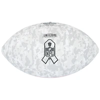 Ballon de football américain Salute To Service 2024 autographié par Nick Foles des Philadelphia Eagles