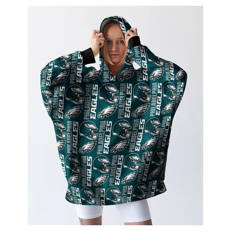 Pegasus Philadelphia Eagles Homefield Repeat Logo Wearable Hooded Blanket