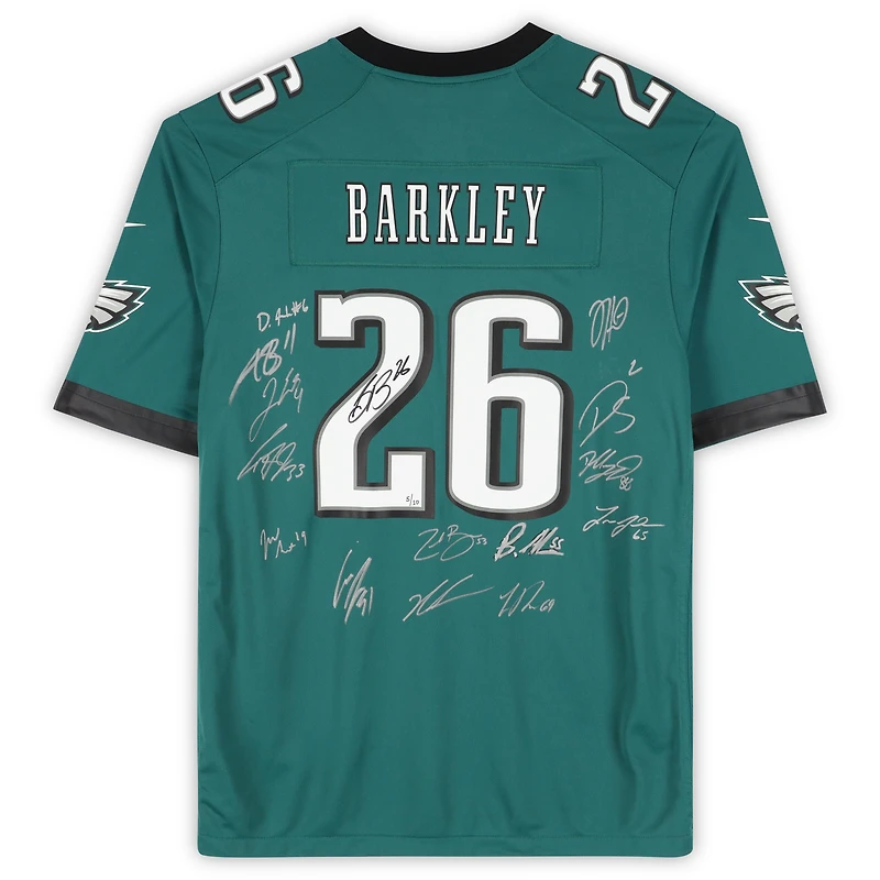 Maillot Nike Saquon Barkley vert nuit dédicacé par les Philadelphia Eagles lors du Super Bowl LIX, avec 15 signatures - Édition limitée à 10 exemplaires