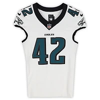 Maillot blanc n° 42 porté par Smael Mondon Jr. (Philadelphia Eagles) lors du match contre les Los Angeles Chargers le 8 décembre 2025