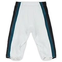 Pantalon blanc Nike porté par Smael Mondon Jr. lors du match des Eagles de Philadelphie contre les Cowboys de Dallas le 4 septembre 2025