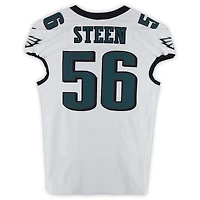 Maillot blanc n° 56 porté par Tyler Steen (Eagles de Philadelphie) lors du match contre les Giants de New York le 9 octobre 2025