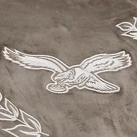 Veste universitaire Mitchell & Ness beige Philadelphia Eagles pour femme, à boutons-pression.