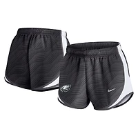Short Nike Tempo Dri-FIT anthracite pour femme des Philadelphia Eagles