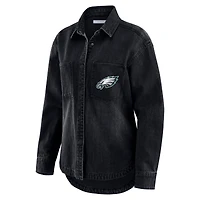 Veste-chemise oversize en denim délavé noir à boutons-pression pour femme WEAR by Erin Andrews des Philadelphia Eagles