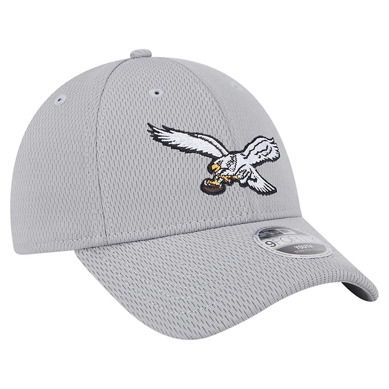 Youth New Era Gray Philadelphia Eagles Main 9FORTY Adjustable Hat
