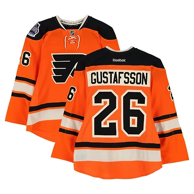 Maillot orange Reebok n° 26 des Flyers de Philadelphie, porté par Erik Gustafsson, lors du match contre les Rangers de New York le 2 janvier 2012 – Classique hivernale de la LNH