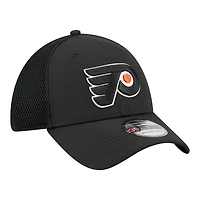 Men's New Era  Black Philadelphia Flyers Logo 39THIRTY Flex Hat