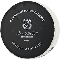 Owen Tippett, rondelle de but utilisée par les Flyers de Philadelphie lors du match contre les Rangers de New York, le 9 avril 2025