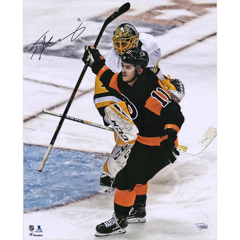 Photo de célébration de but autographiée par Travis Konecny des Flyers de Philadelphie (40 x 50 cm)